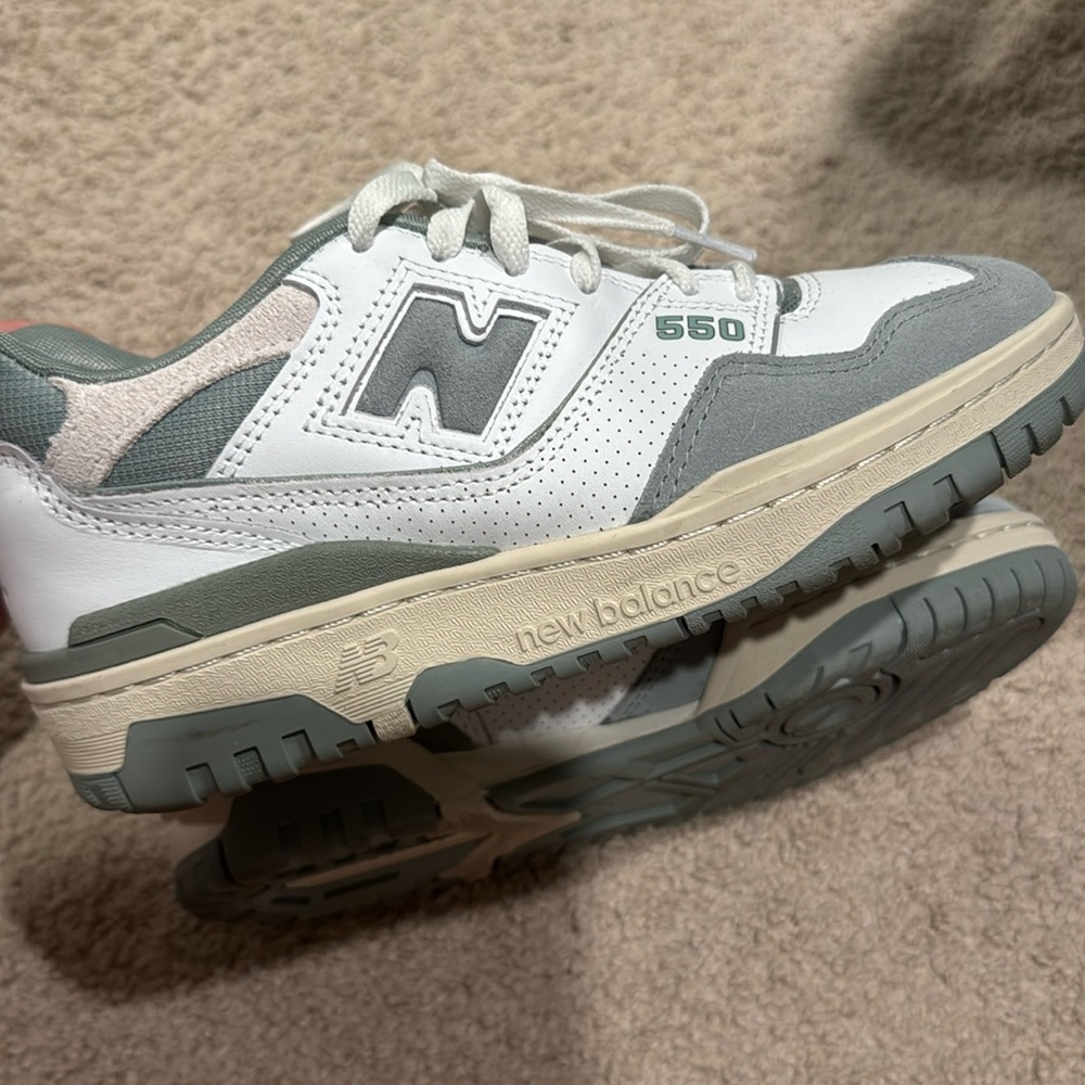 New balance 550 sneaker